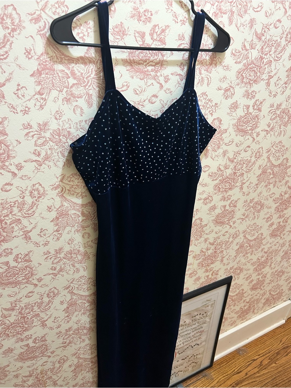 90s/Y2K era Elegant Navy Velvet Spaghetti Strap Dress with Studded Bodice